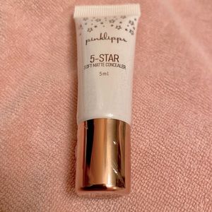 ⭐️🌟⭐️🌟⭐️5ml PINKLIPPS 5-STAR concealer⭐️🌟⭐️🌟⭐️ in Sociable, Like Gemini 2B02